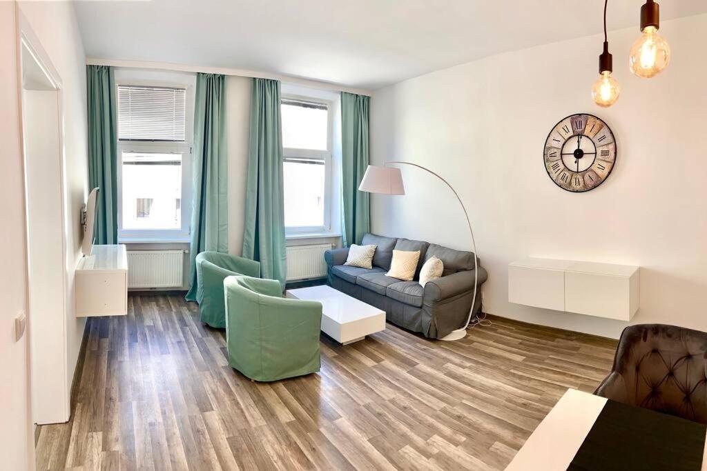 Familienapartment In Wien Экстерьер фото